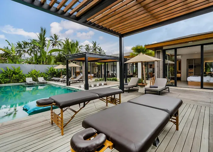 Villa Kamboja By Balisuperhost